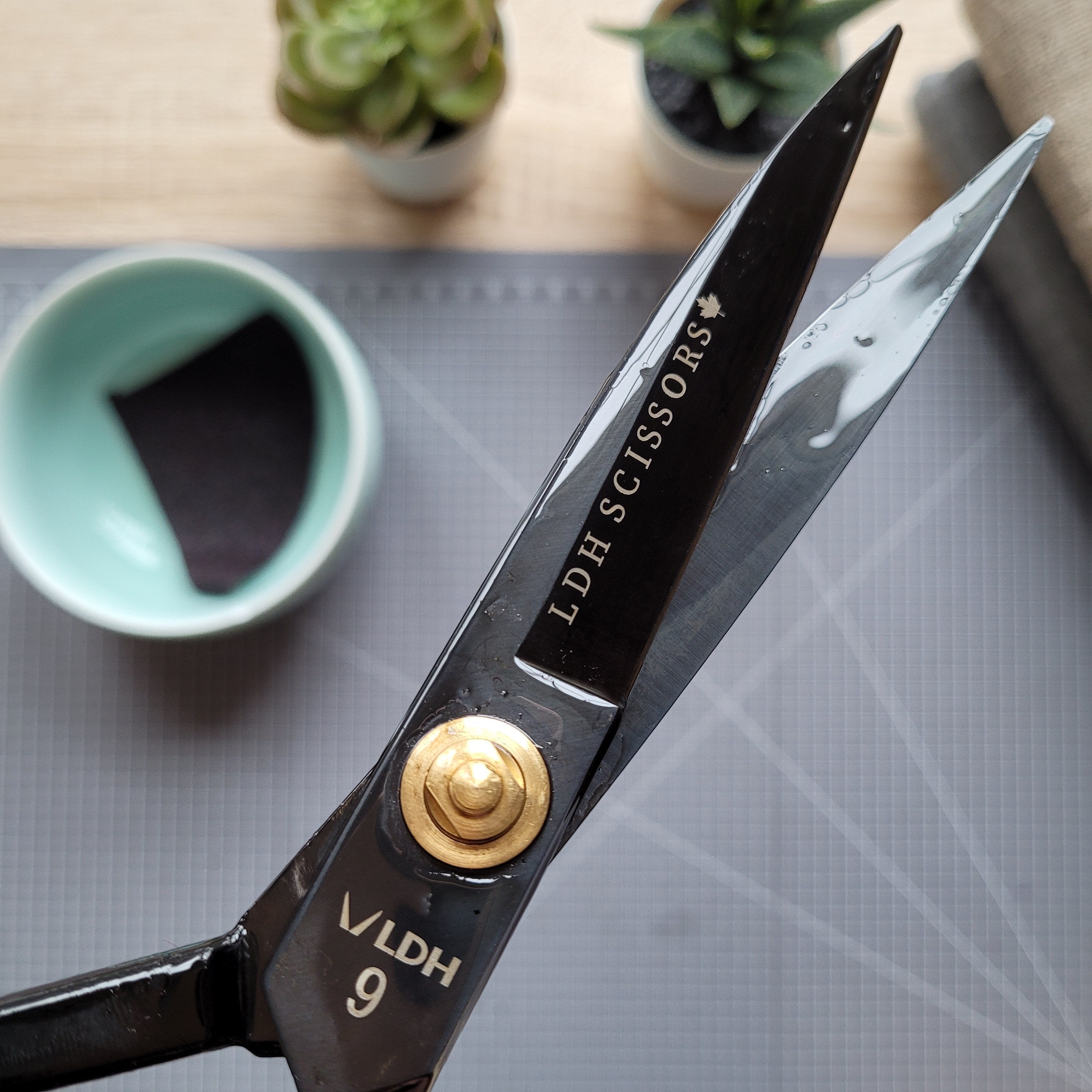 How to Oil Your Scissors | LDH Scissors