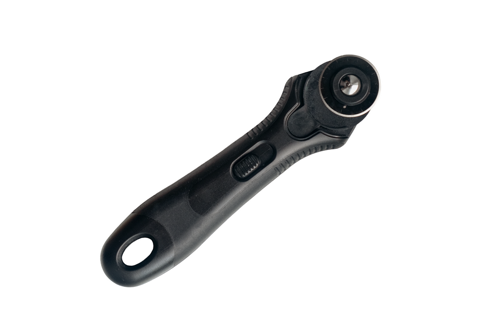 28mm Midnight Edition Rotary Cutter