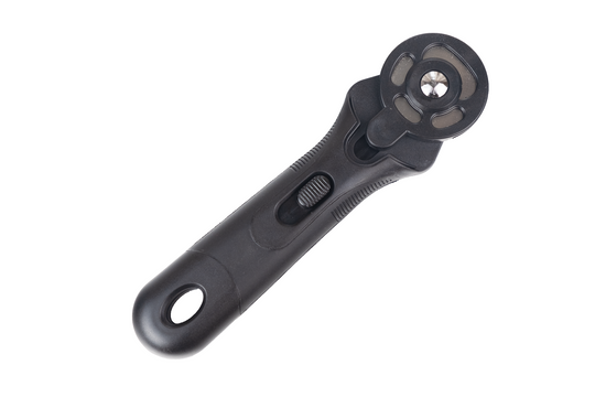 Midnight Edition Rotary Cutter - Straight Handle - LDH Scissors 